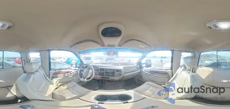 2001 Ford F250 Super Duty z USA, uszkodzony, nr VIN 1FTNX21FX1ED21404